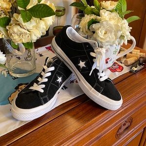 Converse women’s